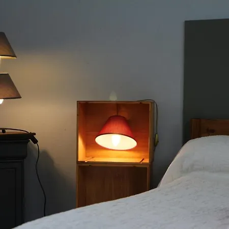 Chambres Et Gite Peyroutas 
