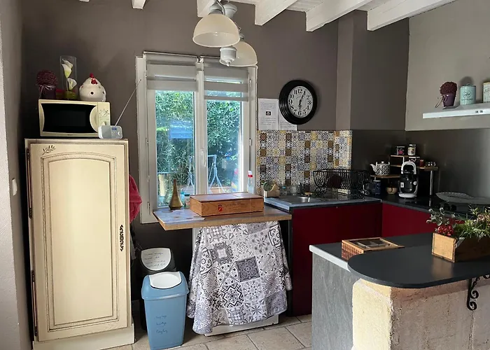 Chambres Et Gite Peyroutas \