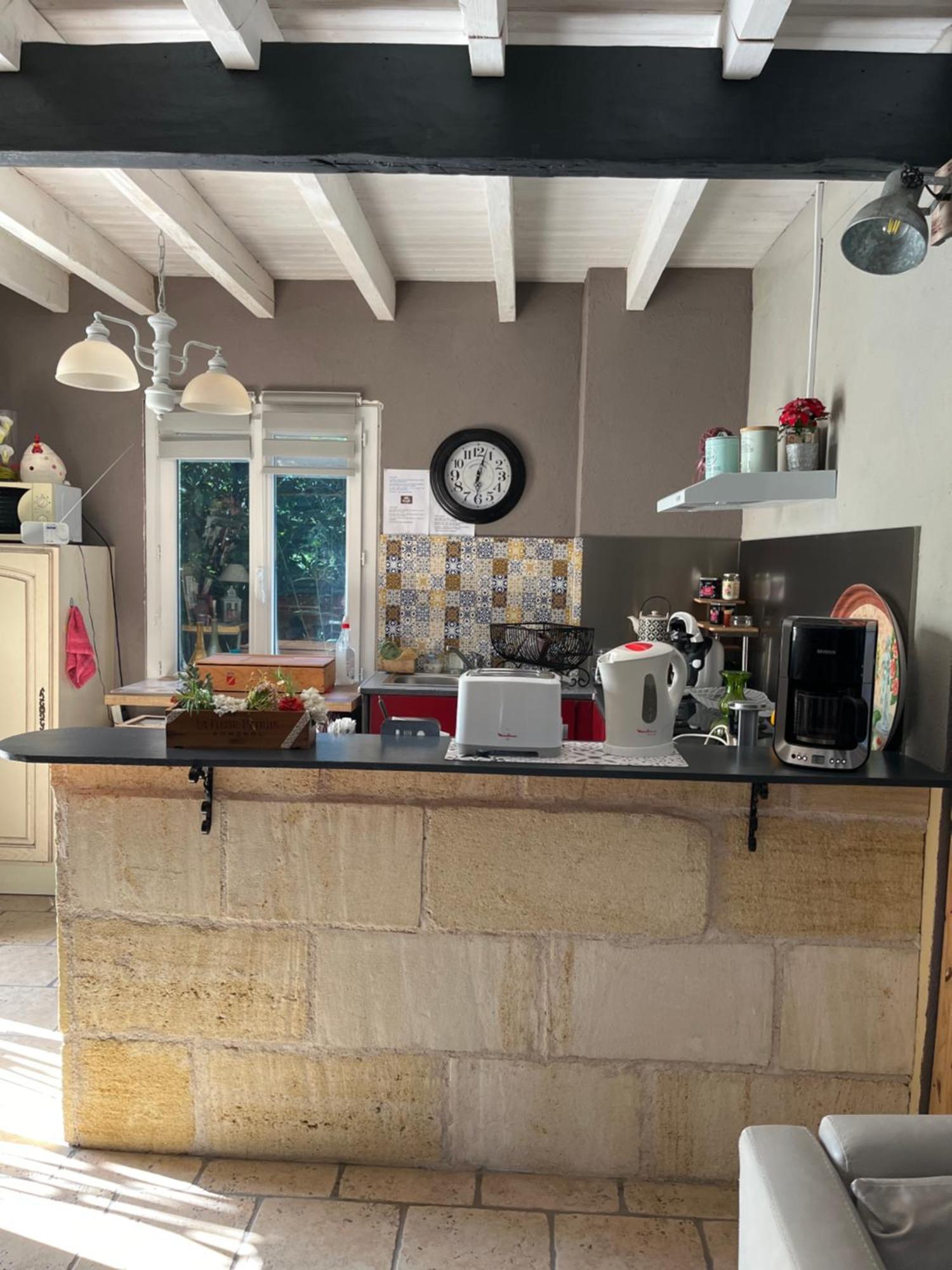 Couette-café 2 Peyroutas à St Emilion Vignonet